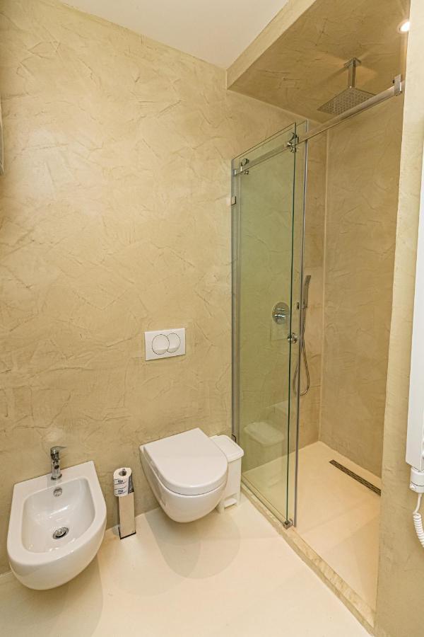 Vlorë Novus Rooms מראה חיצוני תמונה